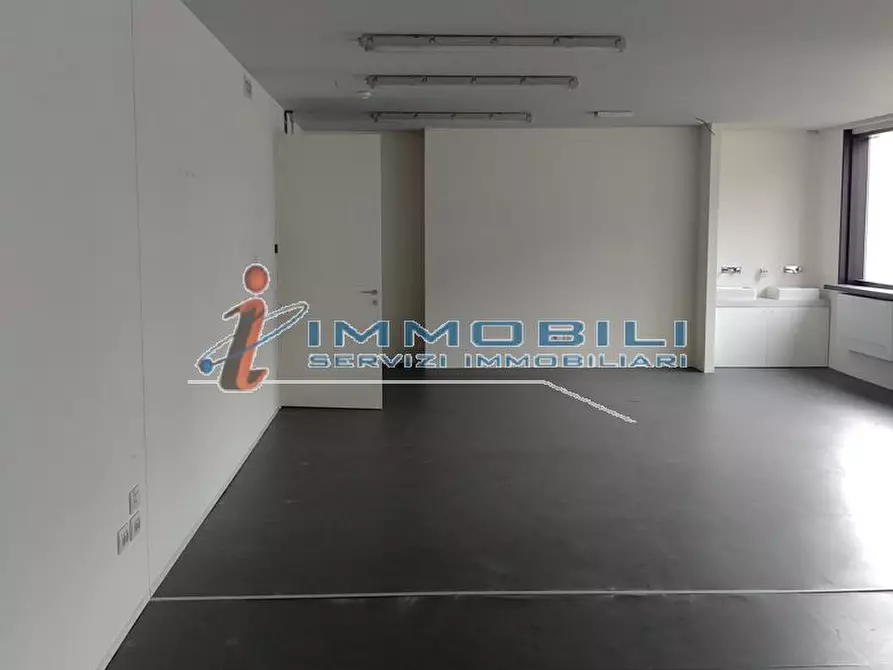 Immagine 9 di Ufficio in affitto  in VIA BARTOLOMEO COLLEONI a Agrate Brianza