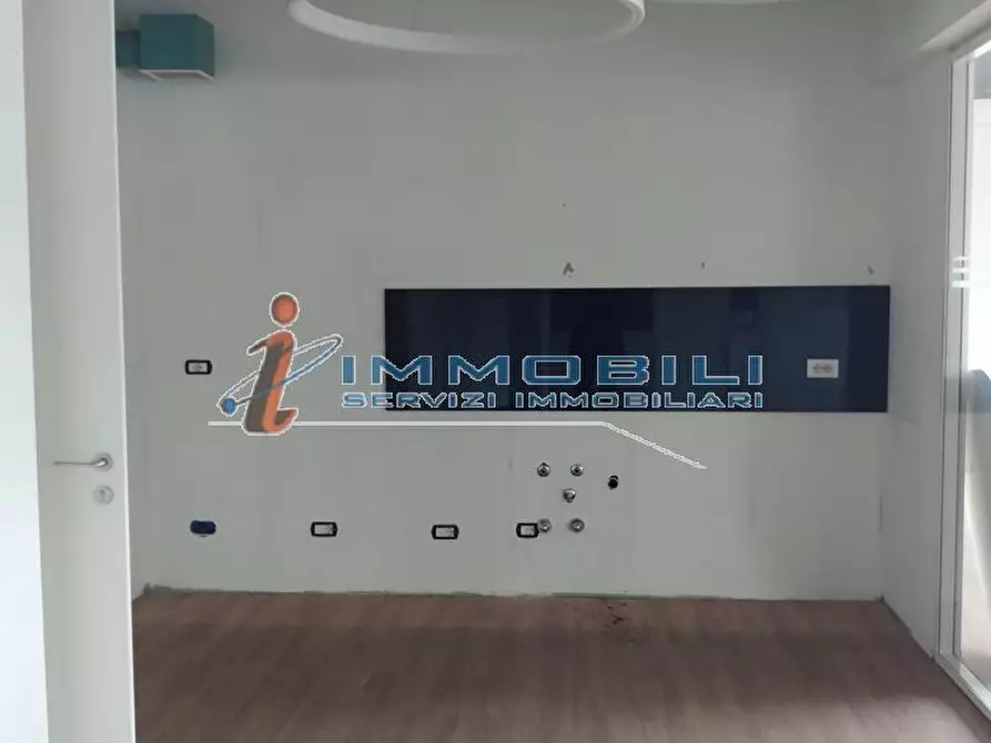 Immagine 21 di Ufficio in affitto  in VIA BARTOLOMEO COLLEONI a Agrate Brianza