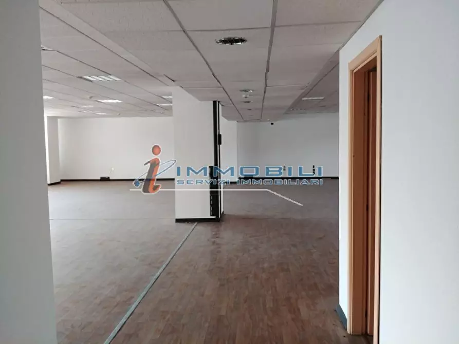 Immagine 2 di Ufficio in affitto  in VIA BARTOLOMEO COLLEONI a Agrate Brianza