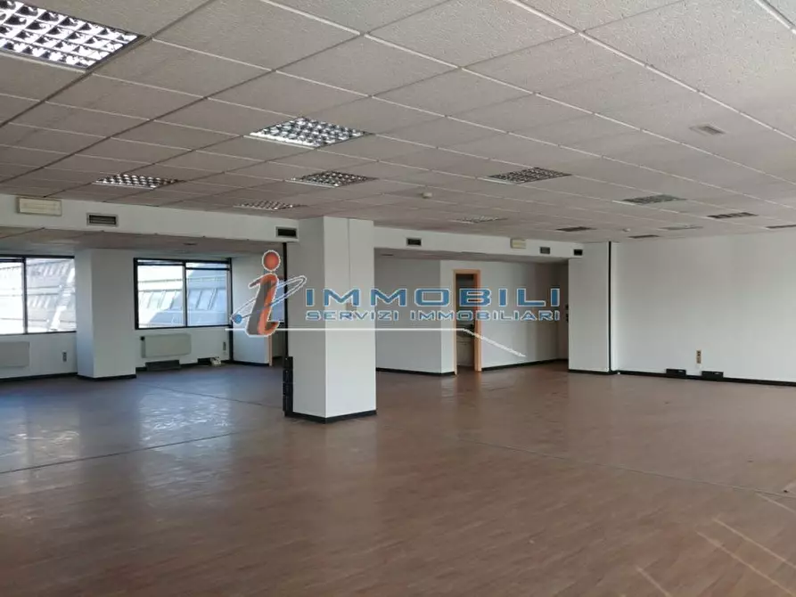 Immagine 11 di Ufficio in affitto  in VIA BARTOLOMEO COLLEONI a Agrate Brianza