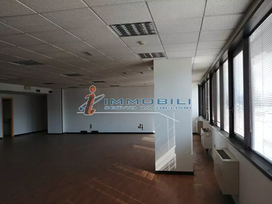 Immagine 12 di Ufficio in affitto  in VIA BARTOLOMEO COLLEONI a Agrate Brianza