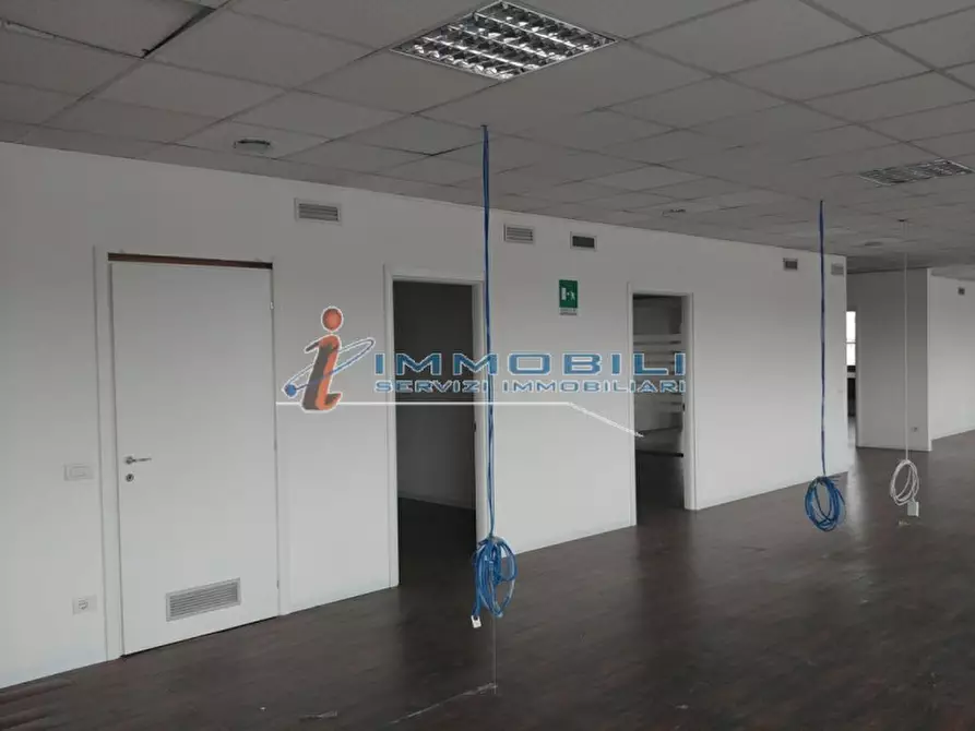 Immagine 4 di Ufficio in affitto  in VIA BARTOLOMEO COLLEONI a Agrate Brianza