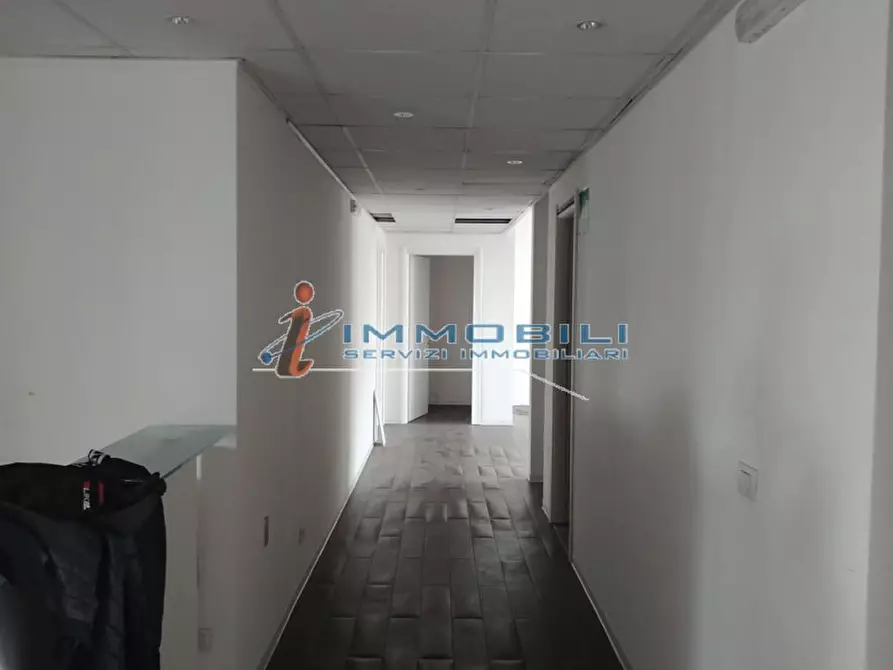 Immagine 5 di Ufficio in affitto  in VIA BARTOLOMEO COLLEONI a Agrate Brianza