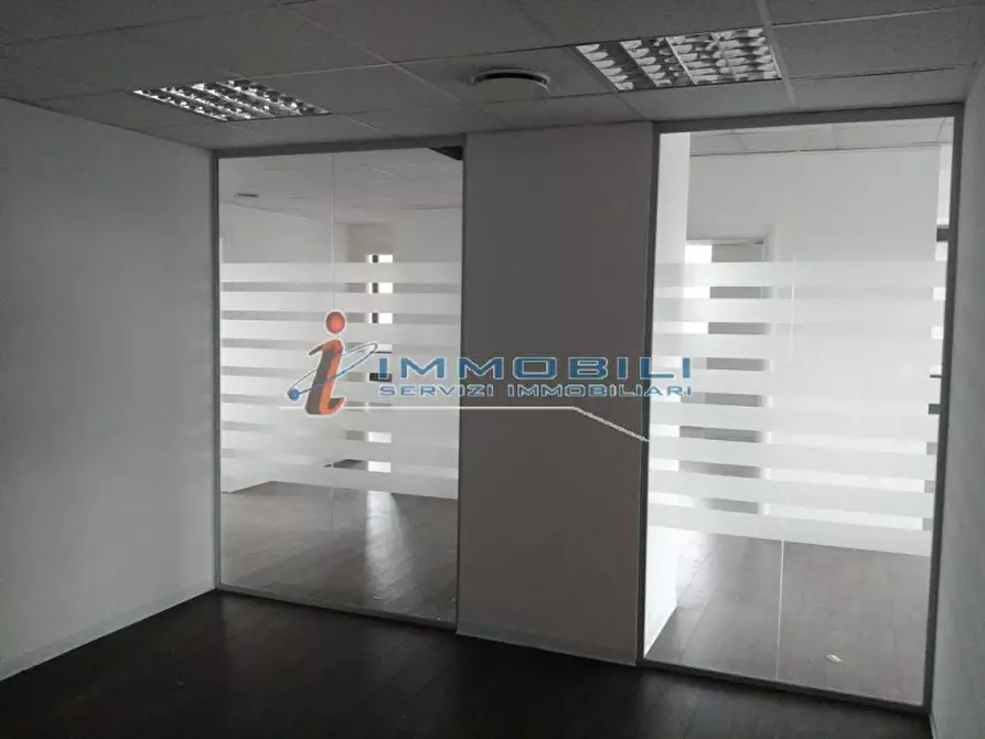 Immagine 6 di Ufficio in affitto  in VIA BARTOLOMEO COLLEONI a Agrate Brianza