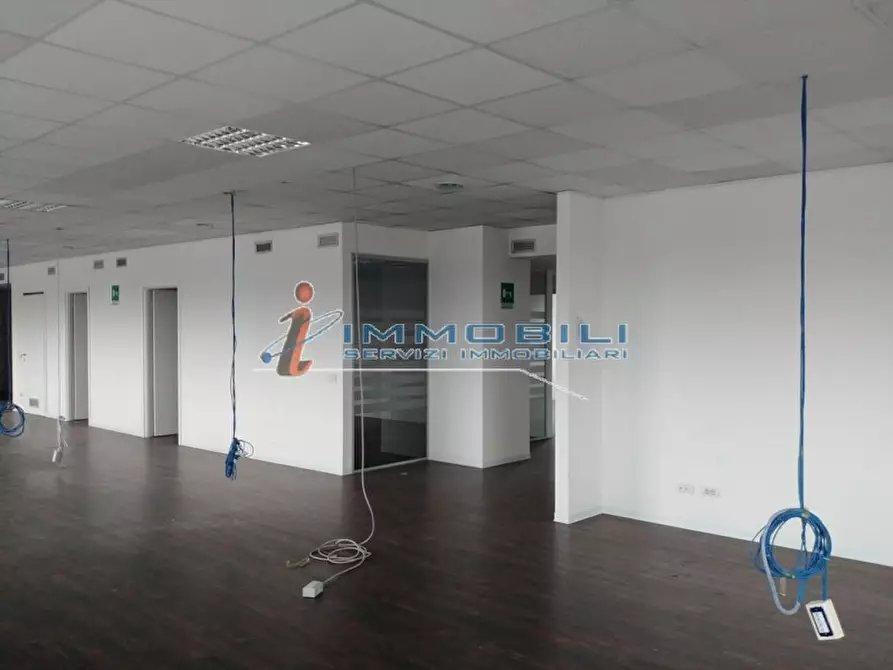 Immagine 13 di Ufficio in affitto  in VIA BARTOLOMEO COLLEONI a Agrate Brianza