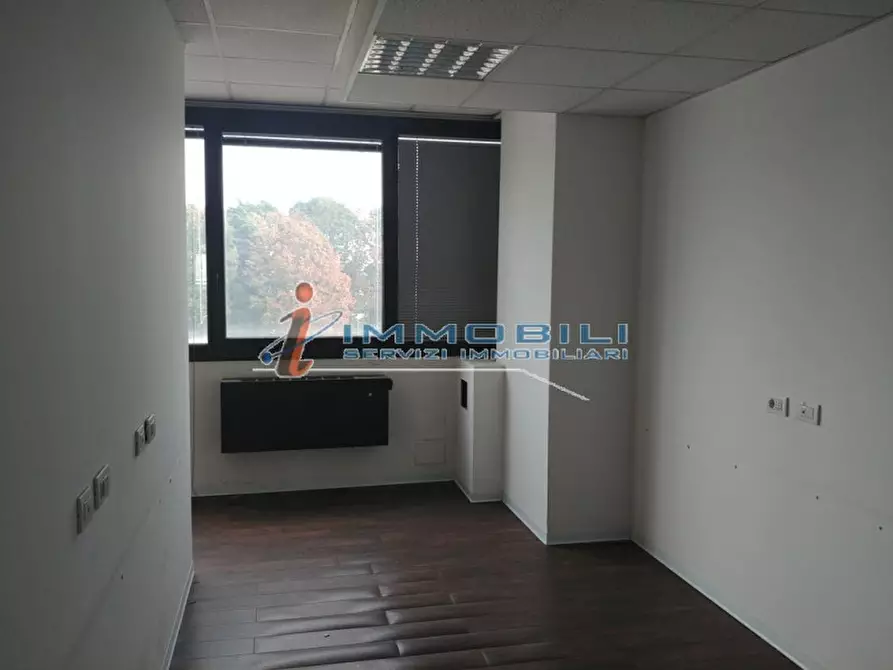 Immagine 19 di Ufficio in affitto  in VIA BARTOLOMEO COLLEONI a Agrate Brianza