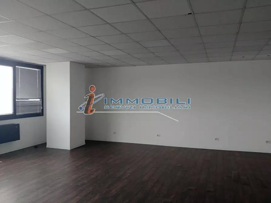 Immagine 21 di Ufficio in affitto  in VIA BARTOLOMEO COLLEONI a Agrate Brianza