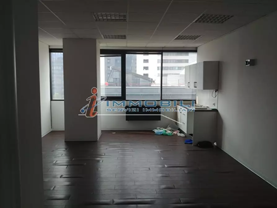 Immagine 23 di Ufficio in affitto  in VIA BARTOLOMEO COLLEONI a Agrate Brianza