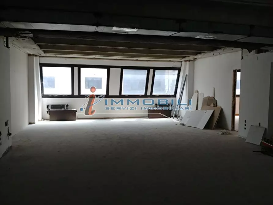 Immagine 2 di Ufficio in affitto  in VIA BARTOLOMEO COLLEONI a Agrate Brianza