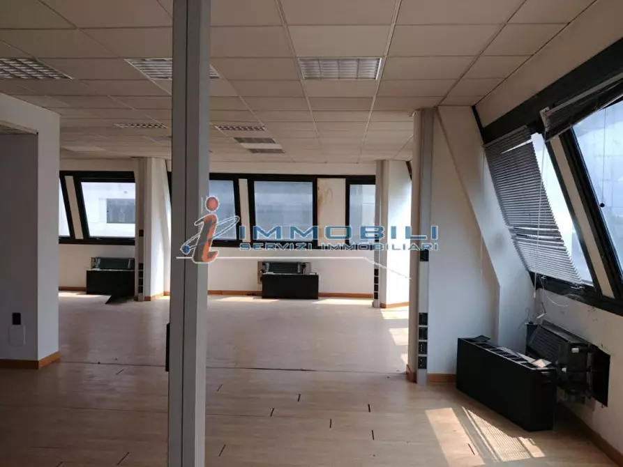 Immagine 12 di Ufficio in affitto  in VIA BARTOLOMEO COLLEONI a Agrate Brianza