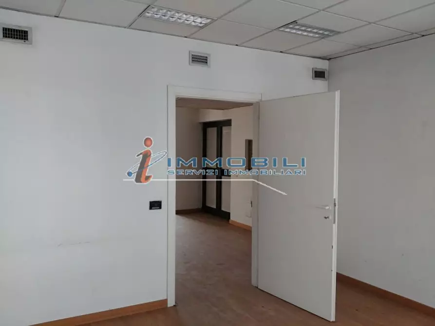 Immagine 18 di Ufficio in affitto  in VIA BARTOLOMEO COLLEONI a Agrate Brianza
