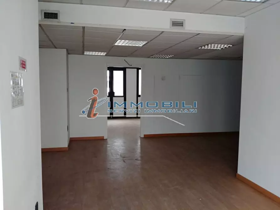 Immagine 20 di Ufficio in affitto  in VIA BARTOLOMEO COLLEONI a Agrate Brianza