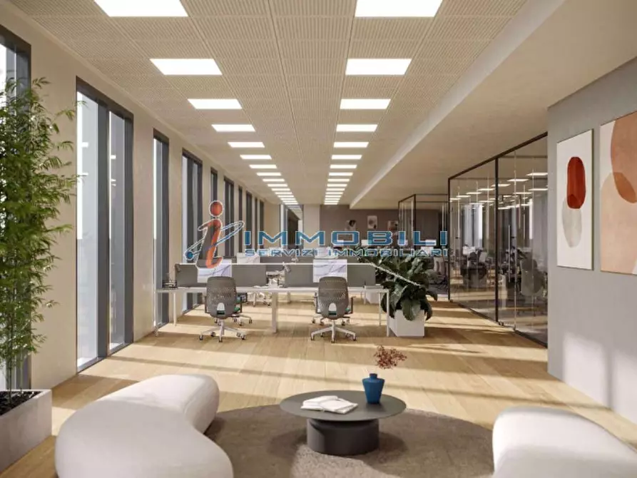 Immagine 2 di Ufficio in affitto  in VIA POLESINE a Milano