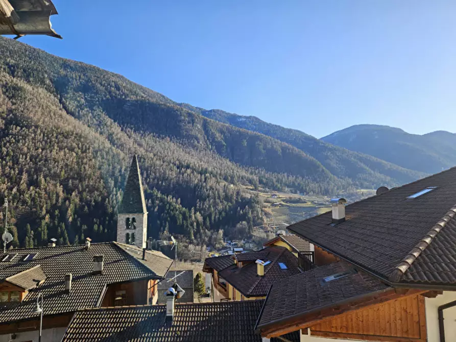 Immagine 12 di Rustico / casale in vendita  in Via di Solasna, n.36 a Caldes