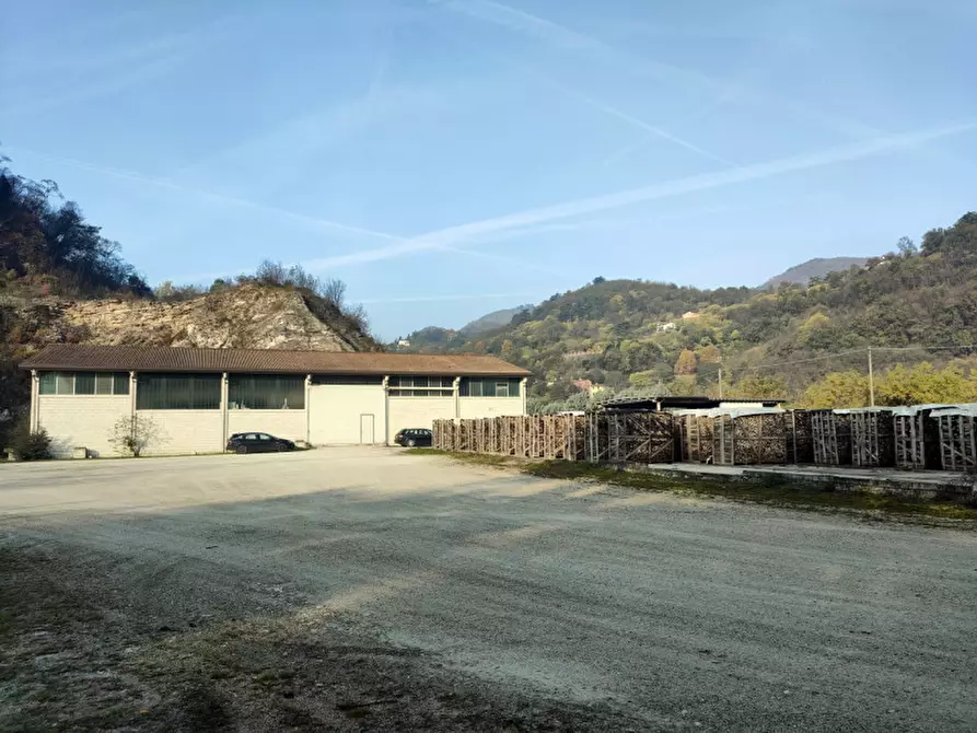 Immagine 2 di Capannone industriale in vendita  in via Fonda a Teolo