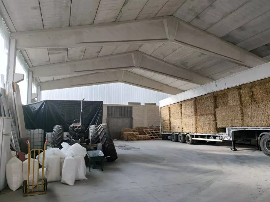 Immagine 9 di Capannone industriale in vendita  in via Fonda a Teolo