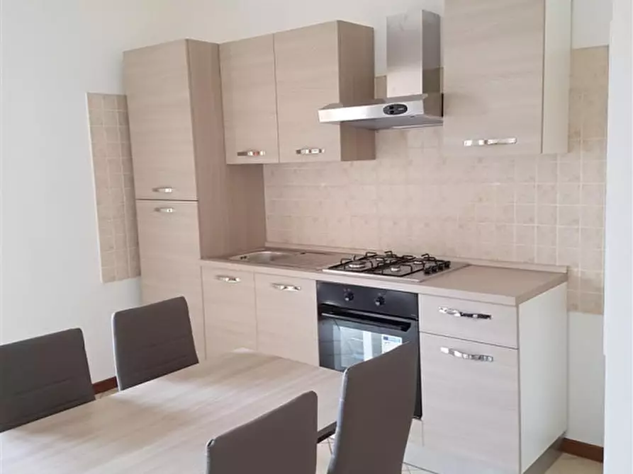 Immagine 4 di Appartamento in vendita  in Via Primo Maggio a Abano Terme