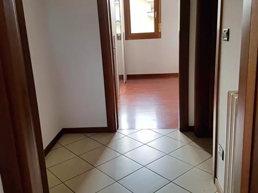 Immagine 6 di Appartamento in vendita  in Via Primo Maggio a Abano Terme