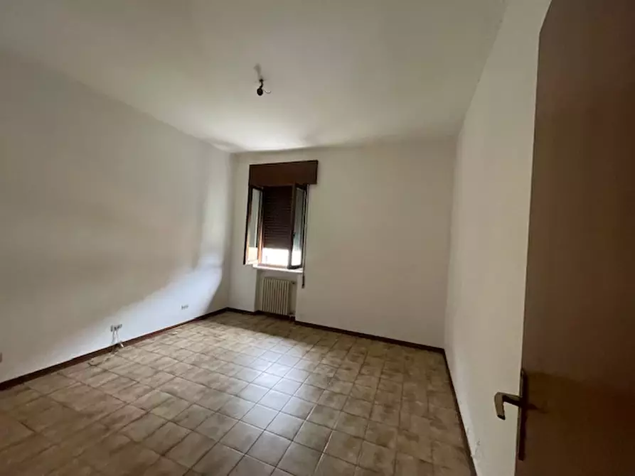 Immagine 11 di Attività commerciale in vendita  a Barbarano Mossano