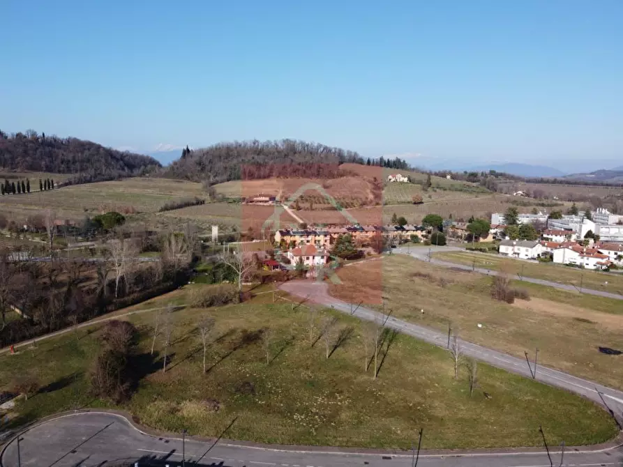 Immagine 4 di Terreno in vendita  in Via Ottorino Respighi a Manzano