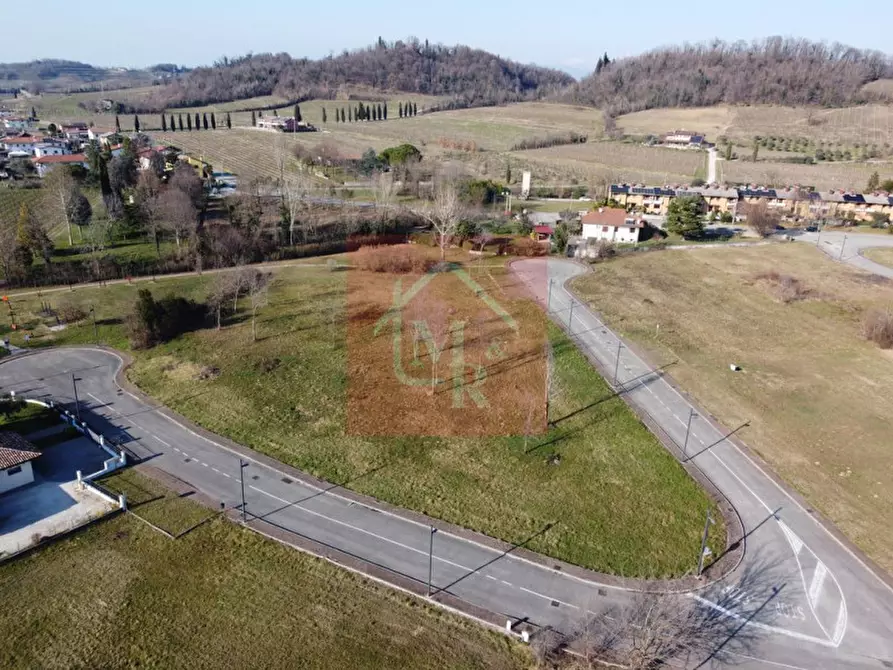 Immagine 3 di Terreno in vendita  in Via Ottorino Respighi a Manzano