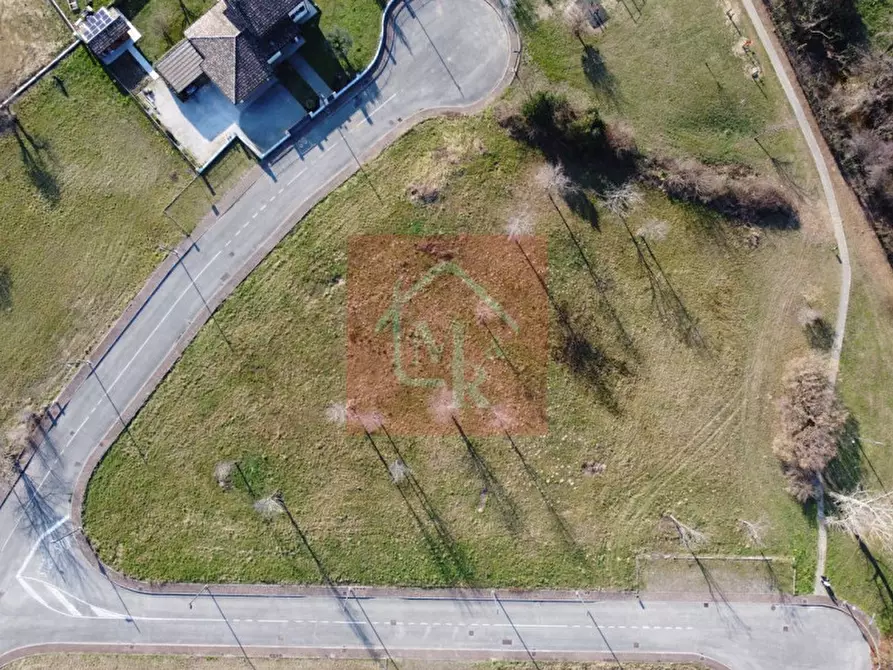 Immagine 9 di Terreno in vendita  in Via Ottorino Respighi a Manzano