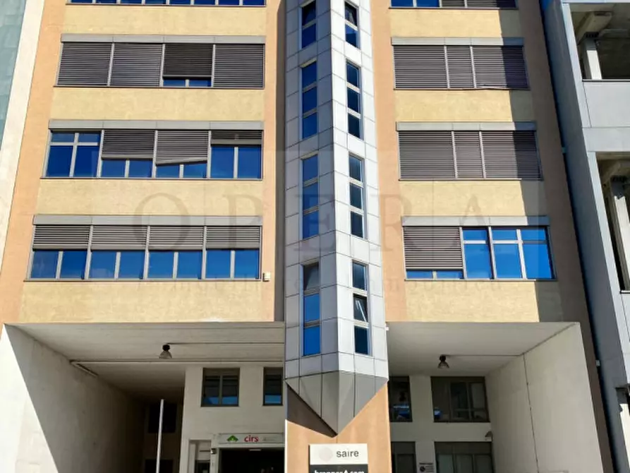 Immagine 2 di Ufficio in vendita  in via Giotto a Bolzano