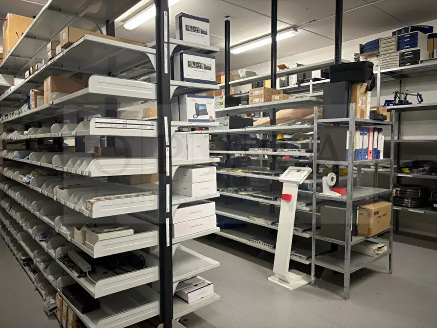 Immagine 8 di Ufficio in vendita  in via Giotto a Bolzano