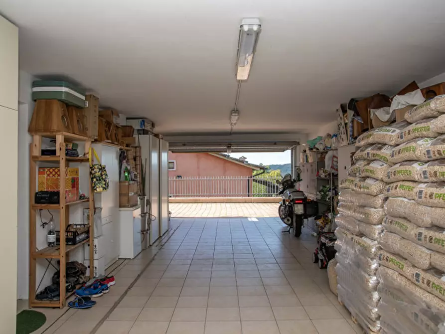 Immagine 41 di Casa bifamiliare in vendita  in Via Don Albrigi a Cerro Veronese