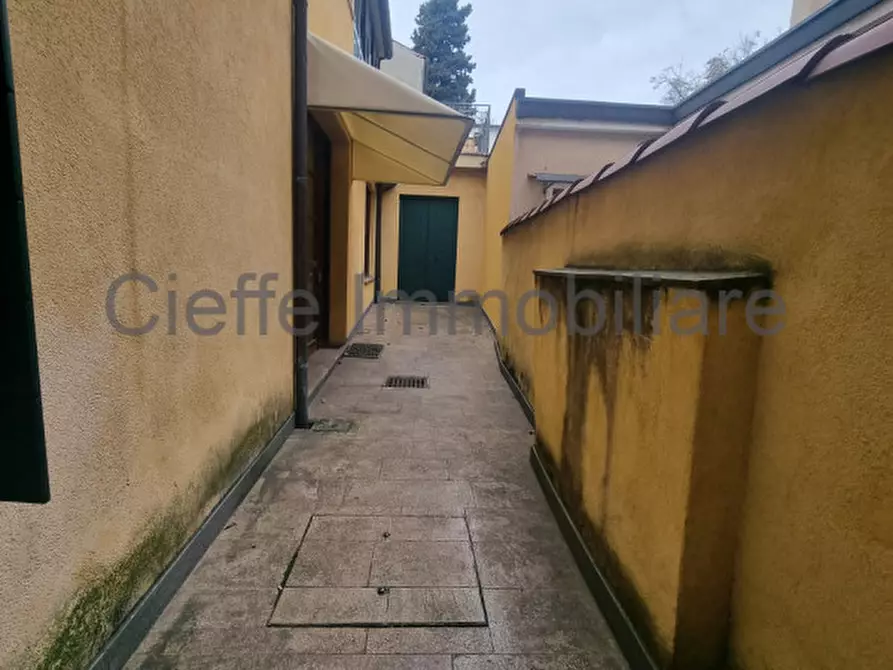 Immagine 5 di Appartamento in affitto  in VIA SANTA SOFIA a Padova