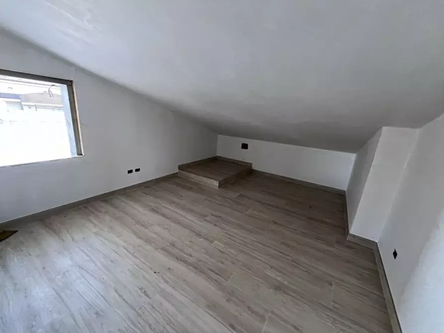 Immagine 10 di Casa bifamiliare in vendita  in VIA DI COLLE COCCHINO a Anzio