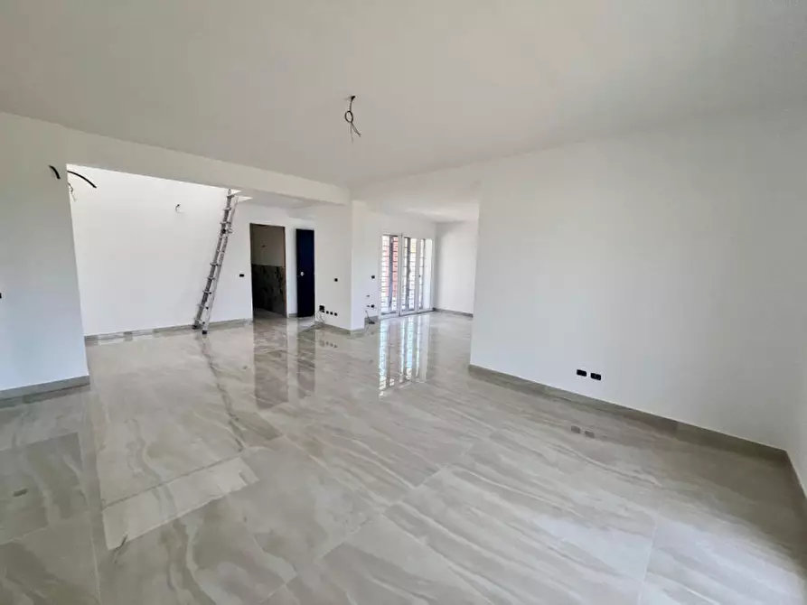 Immagine 11 di Casa bifamiliare in vendita  in VIA DI COLLE COCCHINO a Anzio