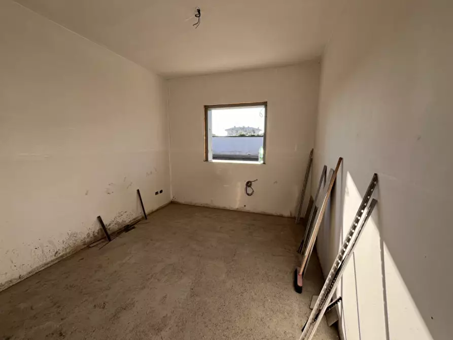 Immagine 15 di Casa bifamiliare in vendita  in VIA DI COLLE COCCHINO a Anzio