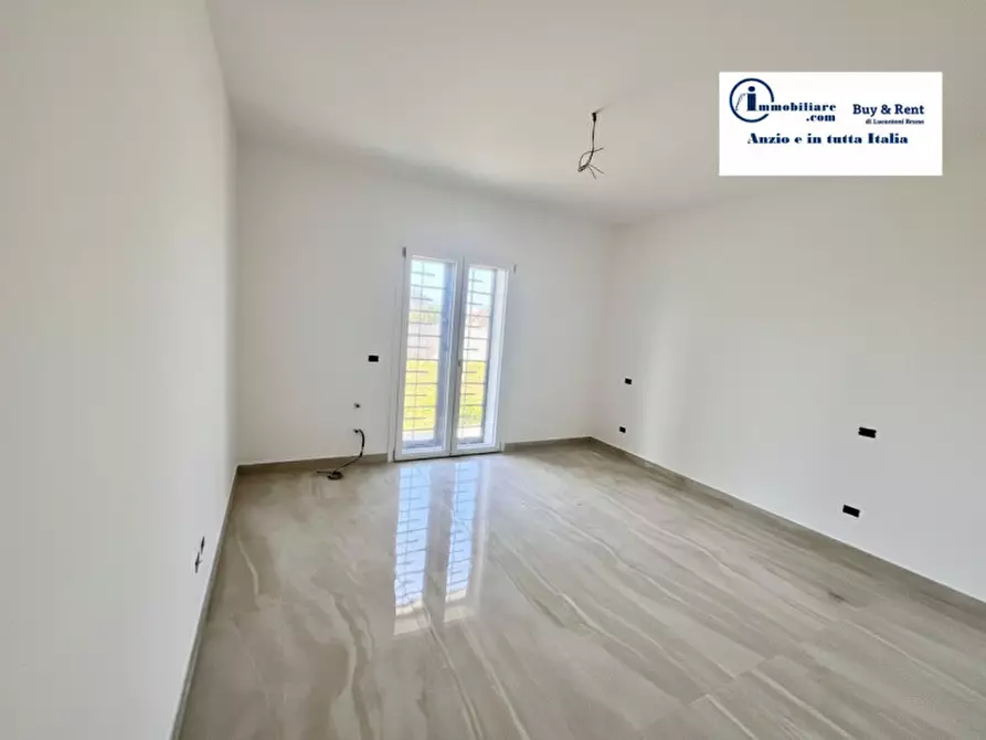 Immagine 16 di Casa bifamiliare in vendita  in VIA DI COLLE COCCHINO a Anzio