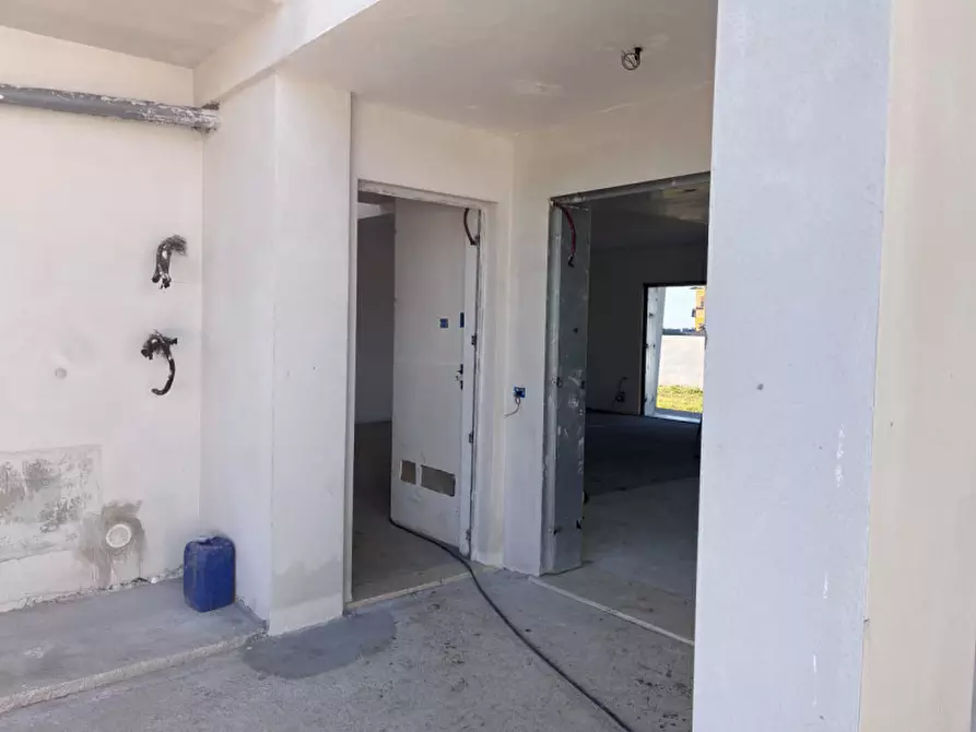 Immagine 20 di Casa bifamiliare in vendita  in VIA DI COLLE COCCHINO a Anzio