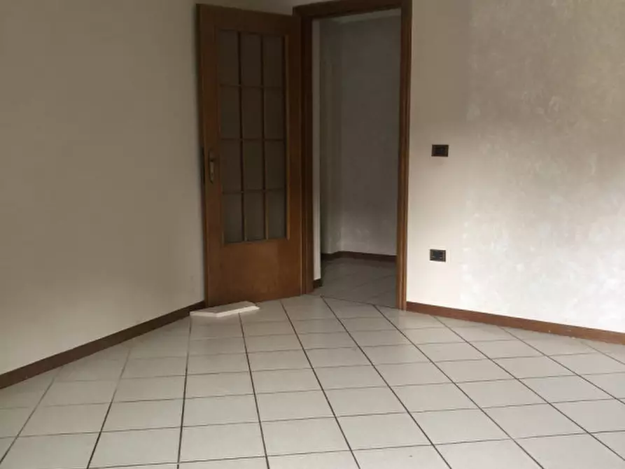 Immagine 13 di Appartamento in vendita  in Corso Manacorda 19 a Casale Monferrato