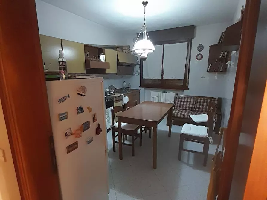 Immagine 8 di Appartamento in vendita  in Via Combattenti a Collecchio