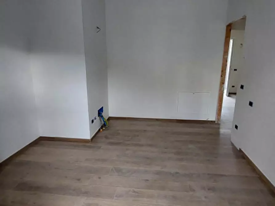 Immagine 6 di Appartamento in vendita  in Corso Piave a Alba