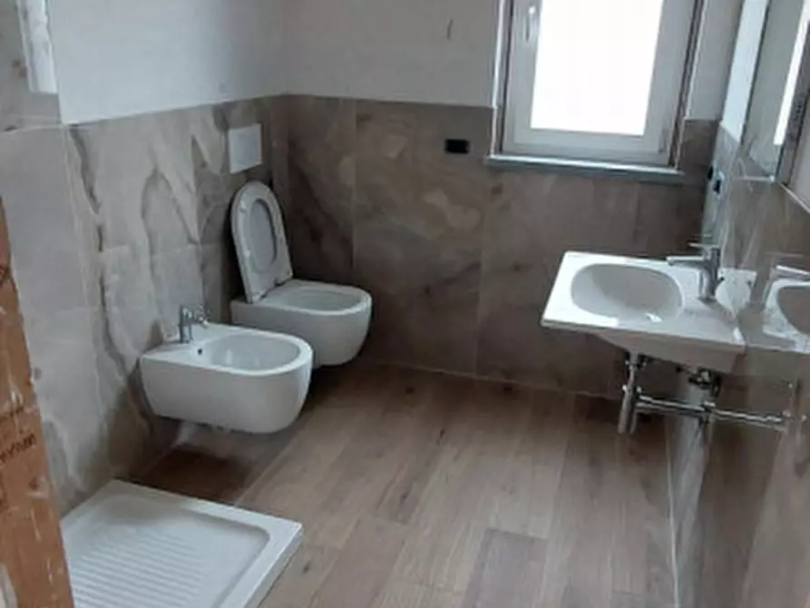 Immagine 8 di Appartamento in vendita  in Corso Piave a Alba