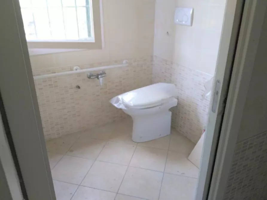 Immagine 11 di Negozio in affitto  in Lazzaris 70C a Spresiano