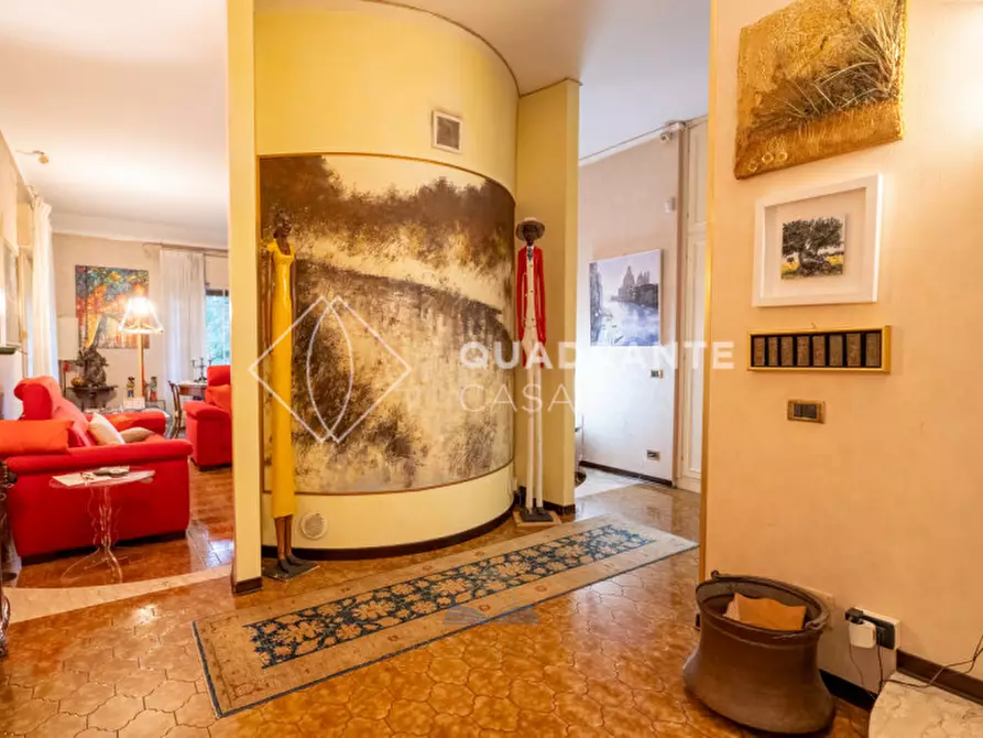 Immagine 15 di Villa in vendita  a Selvazzano Dentro