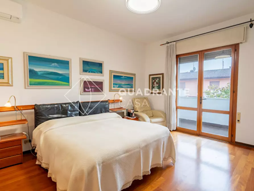 Immagine 26 di Villa in vendita  a Selvazzano Dentro