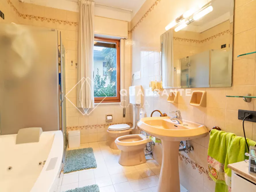 Immagine 33 di Villa in vendita  a Selvazzano Dentro