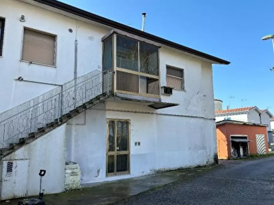 Immagine 1 di Appartamento in vendita  in Via Claudia, 3 a Caorle