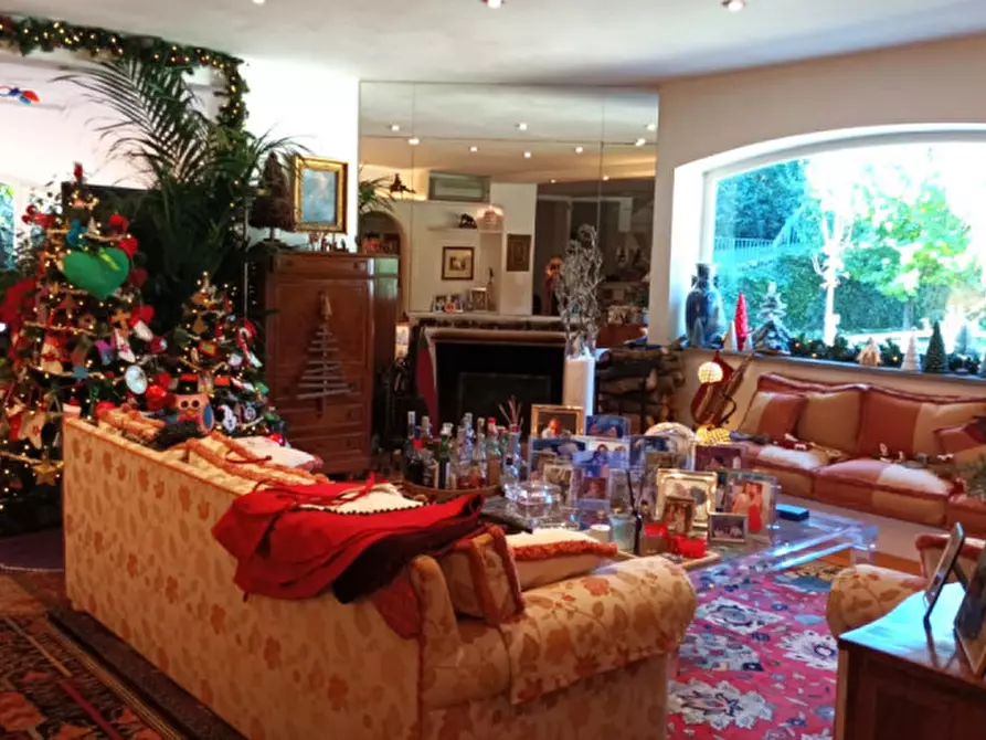 Immagine 6 di Villa in vendita  in Largo Olgiata a Roma