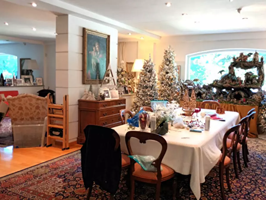 Immagine 8 di Villa in vendita  in Largo Olgiata a Roma