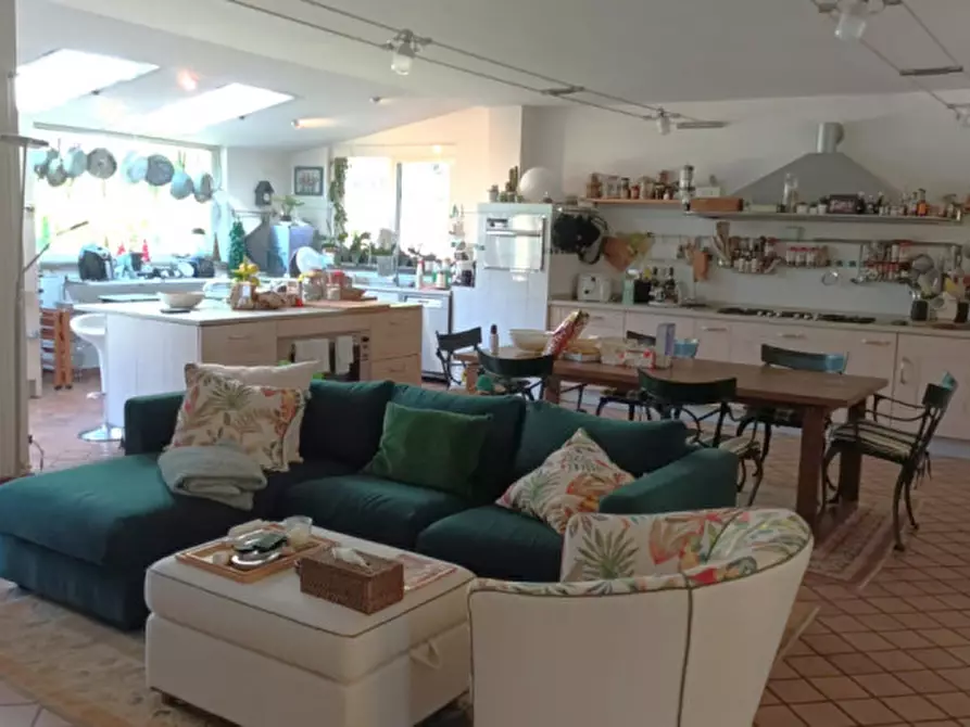 Immagine 9 di Villa in vendita  in Largo Olgiata a Roma