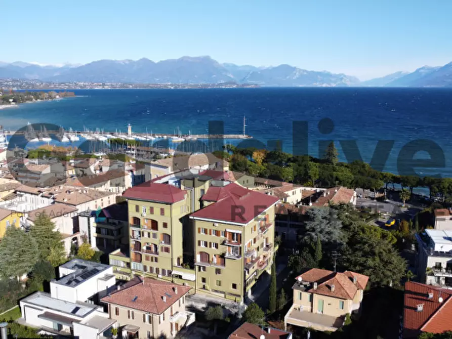 Immagine 1 di Ufficio in vendita  in Via Tommaso Dal Molin a Desenzano Del Garda