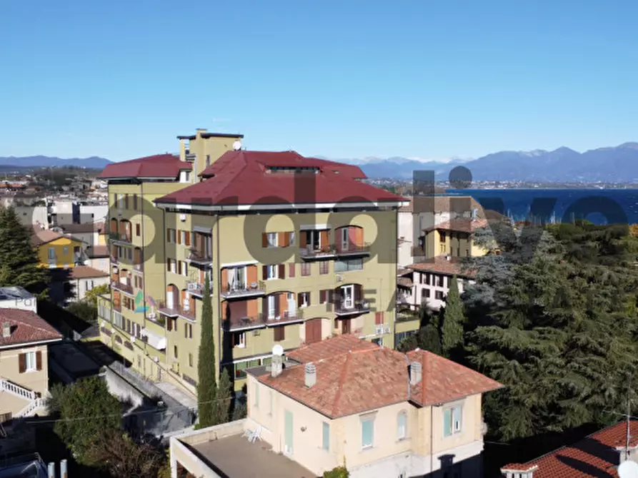 Immagine 6 di Ufficio in vendita  in Via Tommaso Dal Molin a Desenzano Del Garda