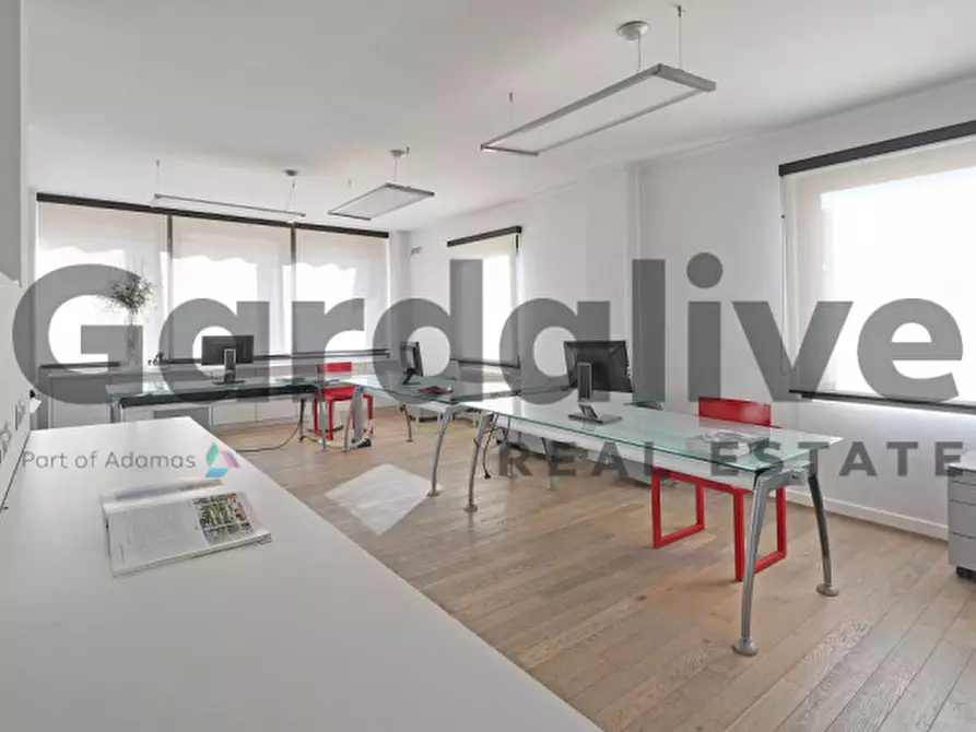 Immagine 16 di Ufficio in vendita  in Via Tommaso Dal Molin a Desenzano Del Garda